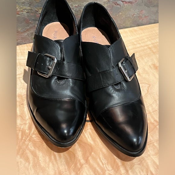 Pure Navy Brand, high end shoe,9.5, patent and buttery black leather, adj buckle - Picture 5 of 14